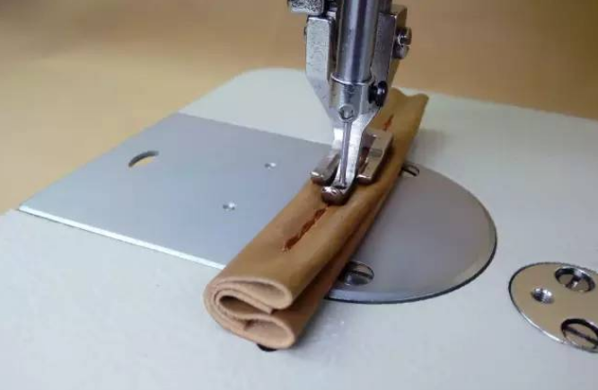 Sewing machine fault machine maintenance, the small fault itself can be dealt with